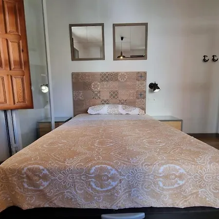 Apartment Exclusividad A Pie De La Torre De La Catedral